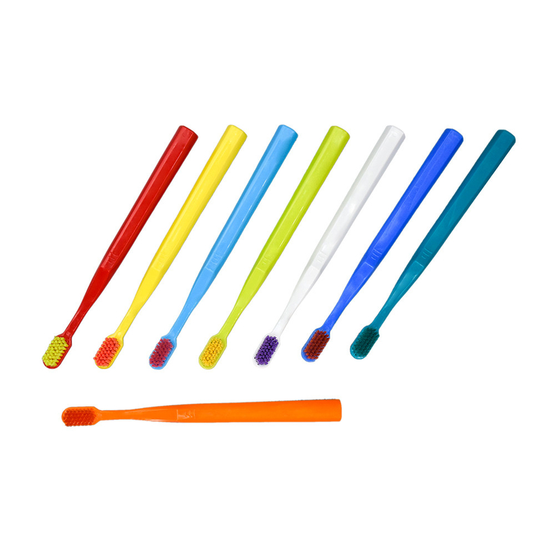 Wholesale Custom Adult Travel Home Hotel Plastic Soft Bristle Home Use Toothbrush In Blister Card