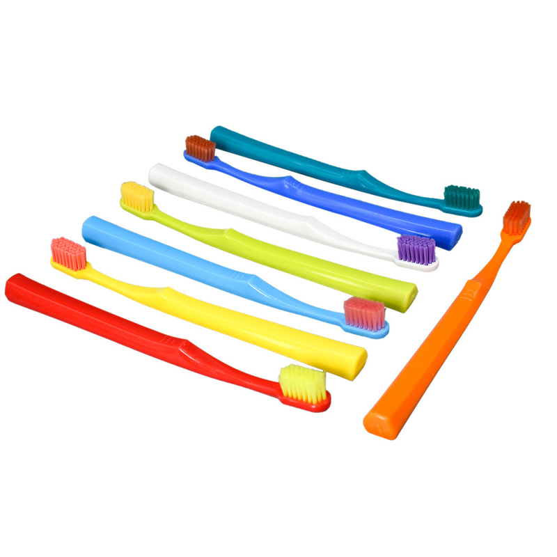 Wholesale Custom Adult Travel Home Hotel Plastic Soft Bristle Home Use Toothbrush In Blister Card