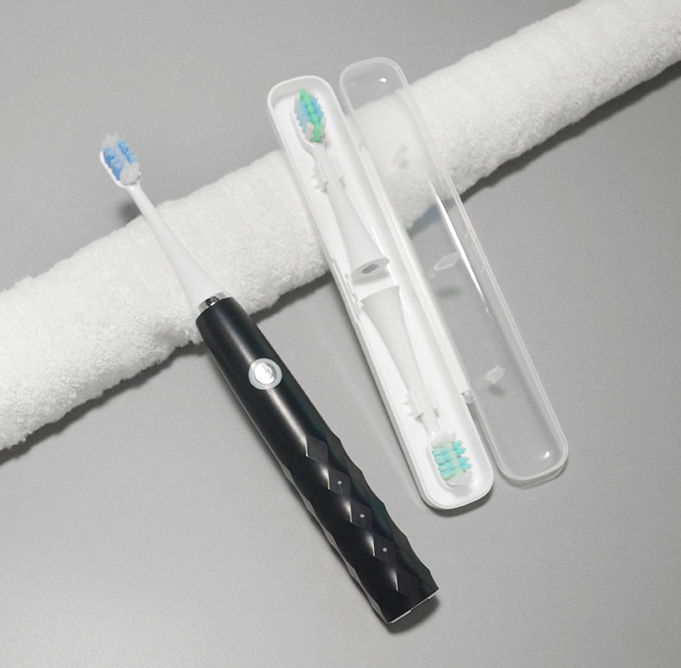 Wholease Long Lasts Rechargeable IPX7 Waterproof Smart Reminder Electric Toothbrush With 4 Brush Head