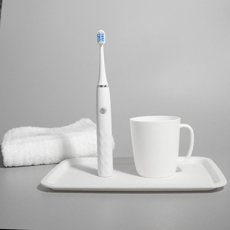 Electric whitening Toothbrush Professional oral care Toothbrush OEM and stock，Customized private labels